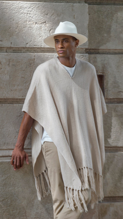 CONTEMPORARY ARTISAN MERINO PONCHO, PUCARÁ