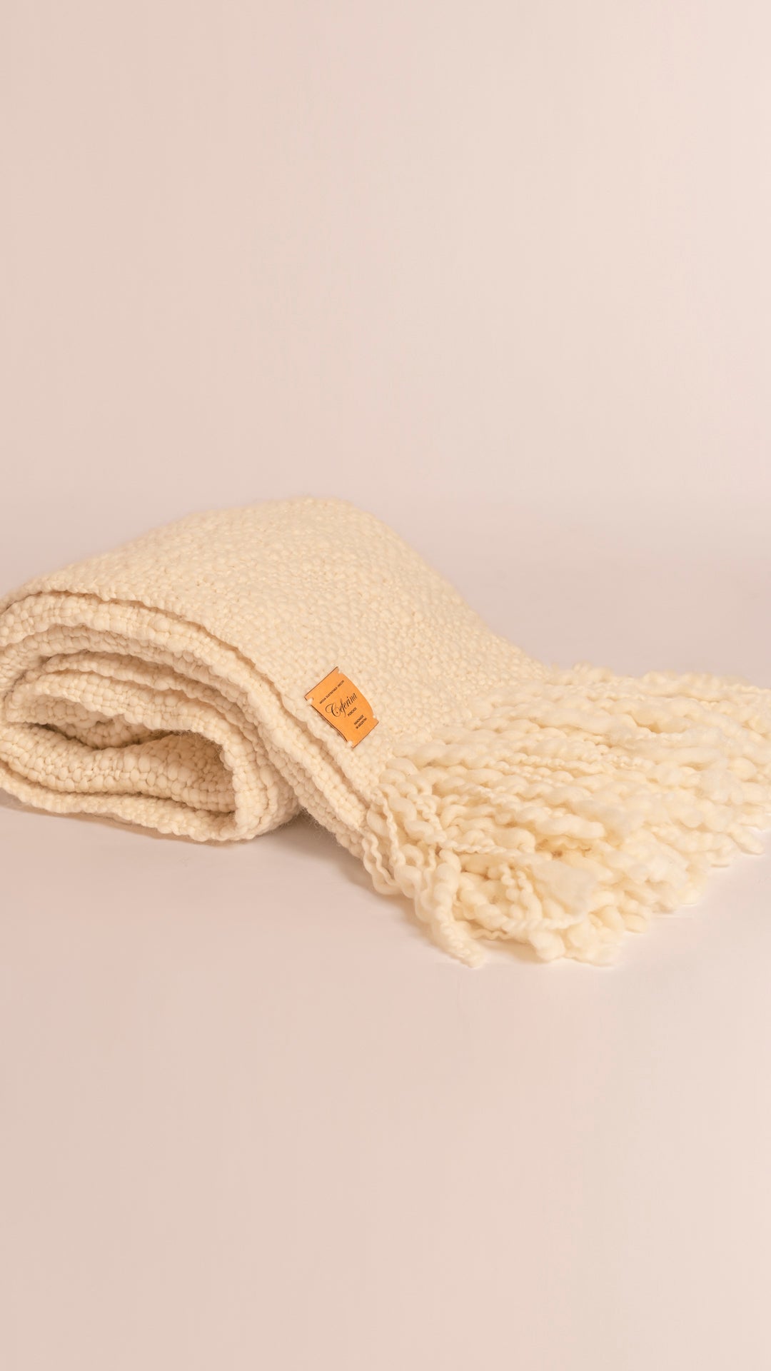MANTA CLOUDY. BESTSELLER