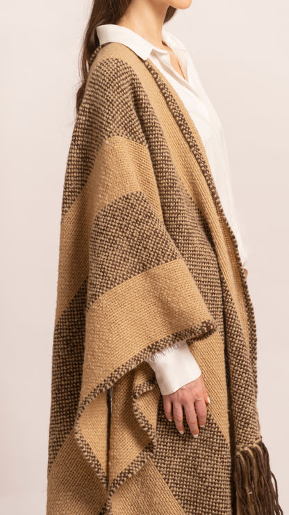 HANDWOVEN EARTH TONES TRAVEL WRAP, VIAJERA